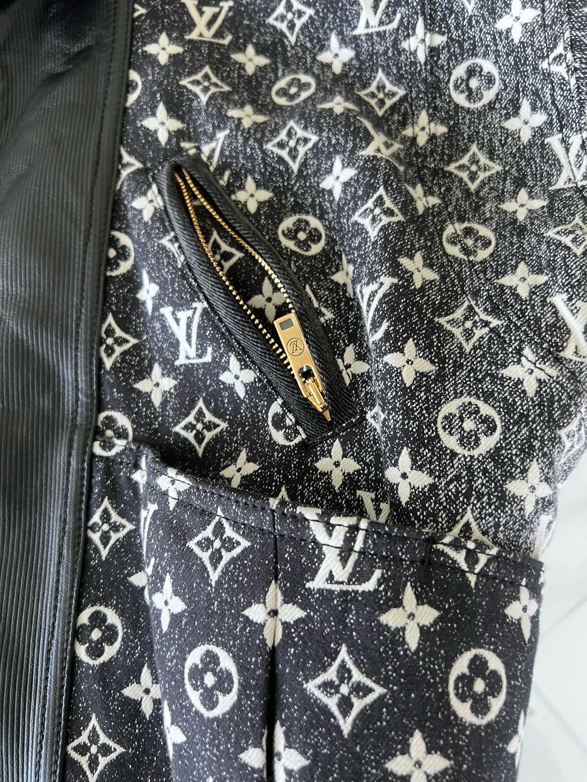 Louis Vuitton Louis Vuitton | Short Monogram Casual Style Denim Size S / US 4 / IT 40 - 11 Thumbnail