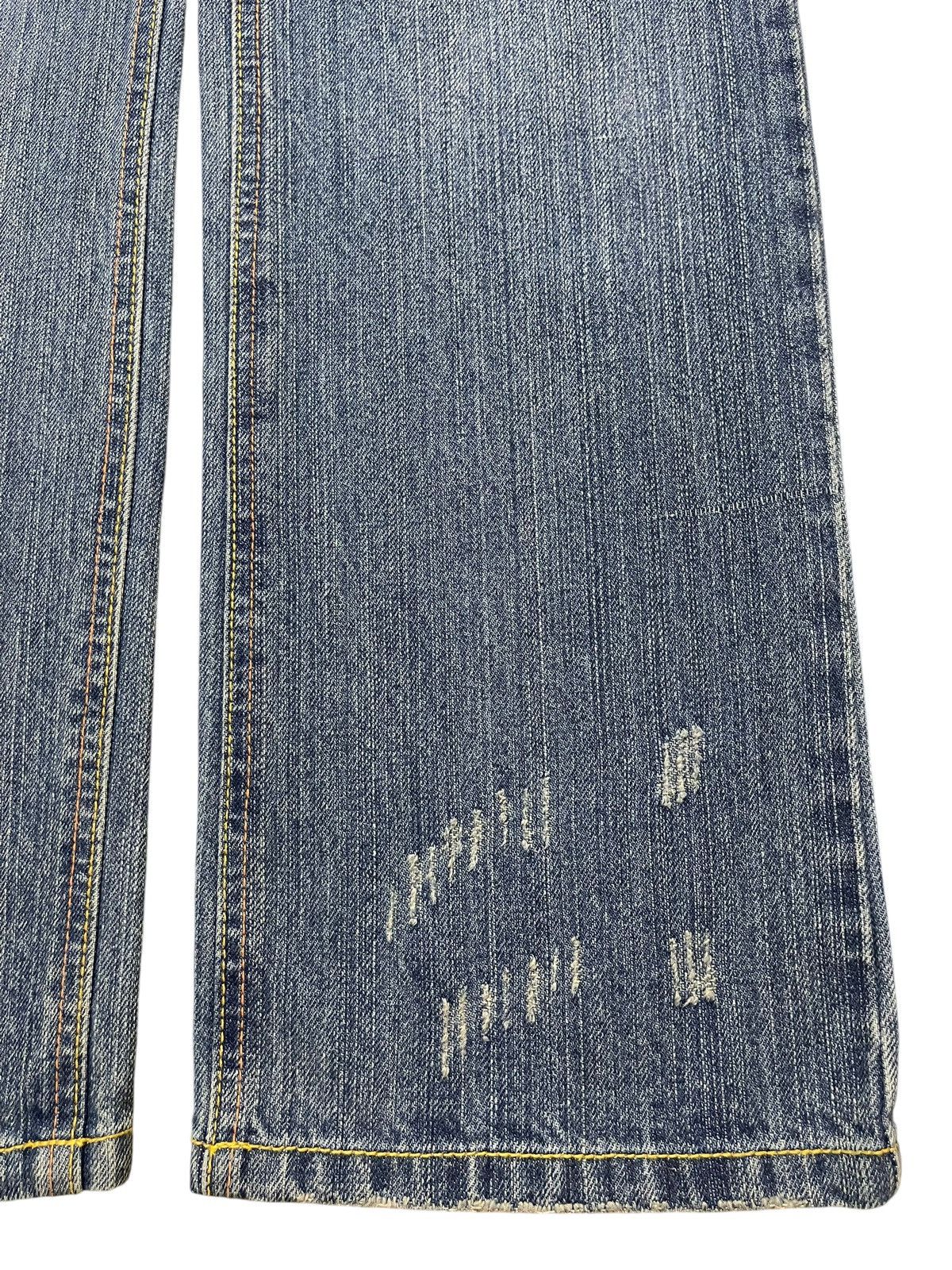 In The Attic Vintage Japanese Brand Faded Wash Style Distress Loose Jeans Size US 32 / EU 48 - 8 Thumbnail
