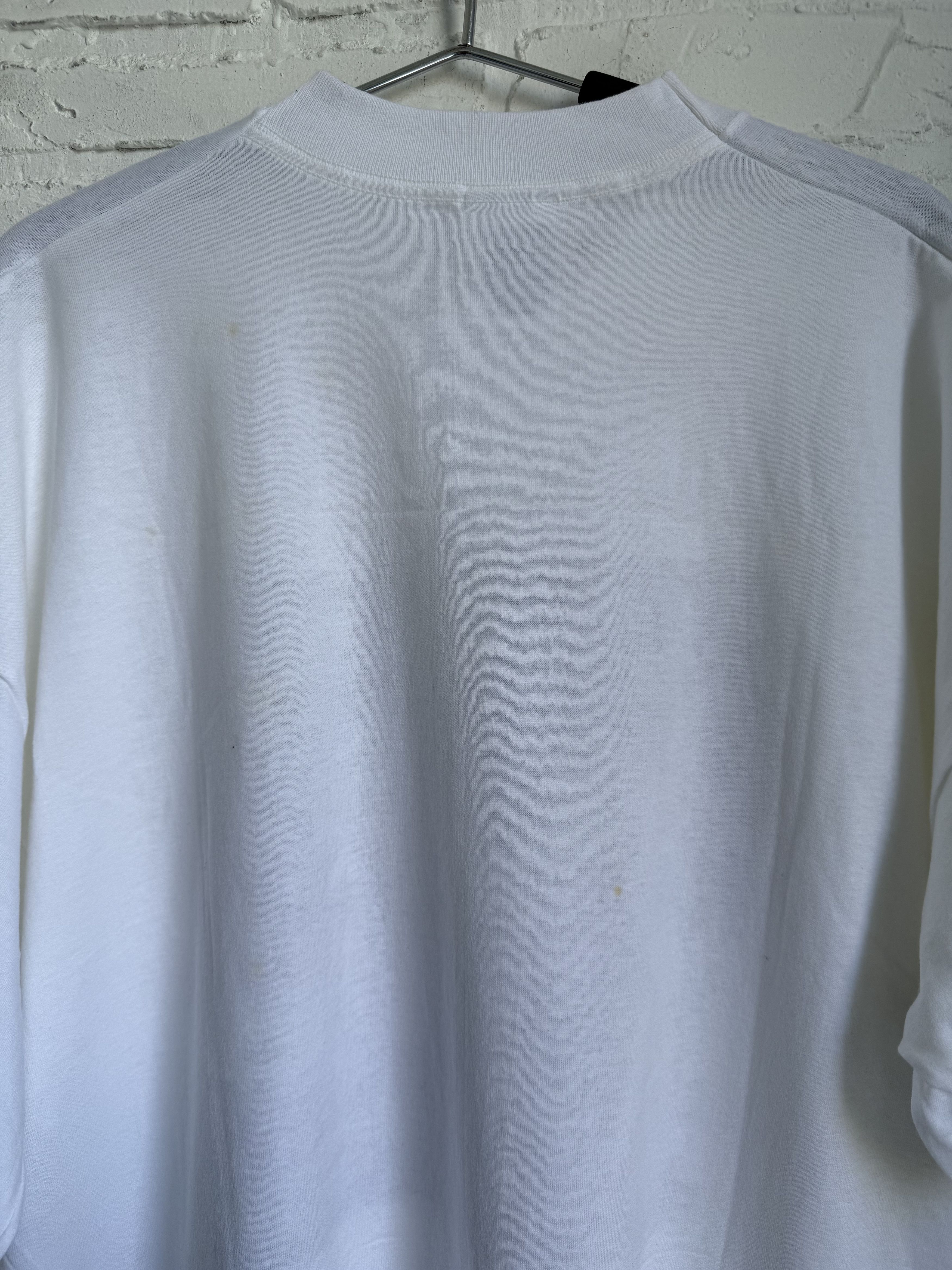 Band Tees Vintage 90s The Beatles Cavern FC Liverpool t-shirt Size US XXL / EU 58 / 5 - 6 Thumbnail