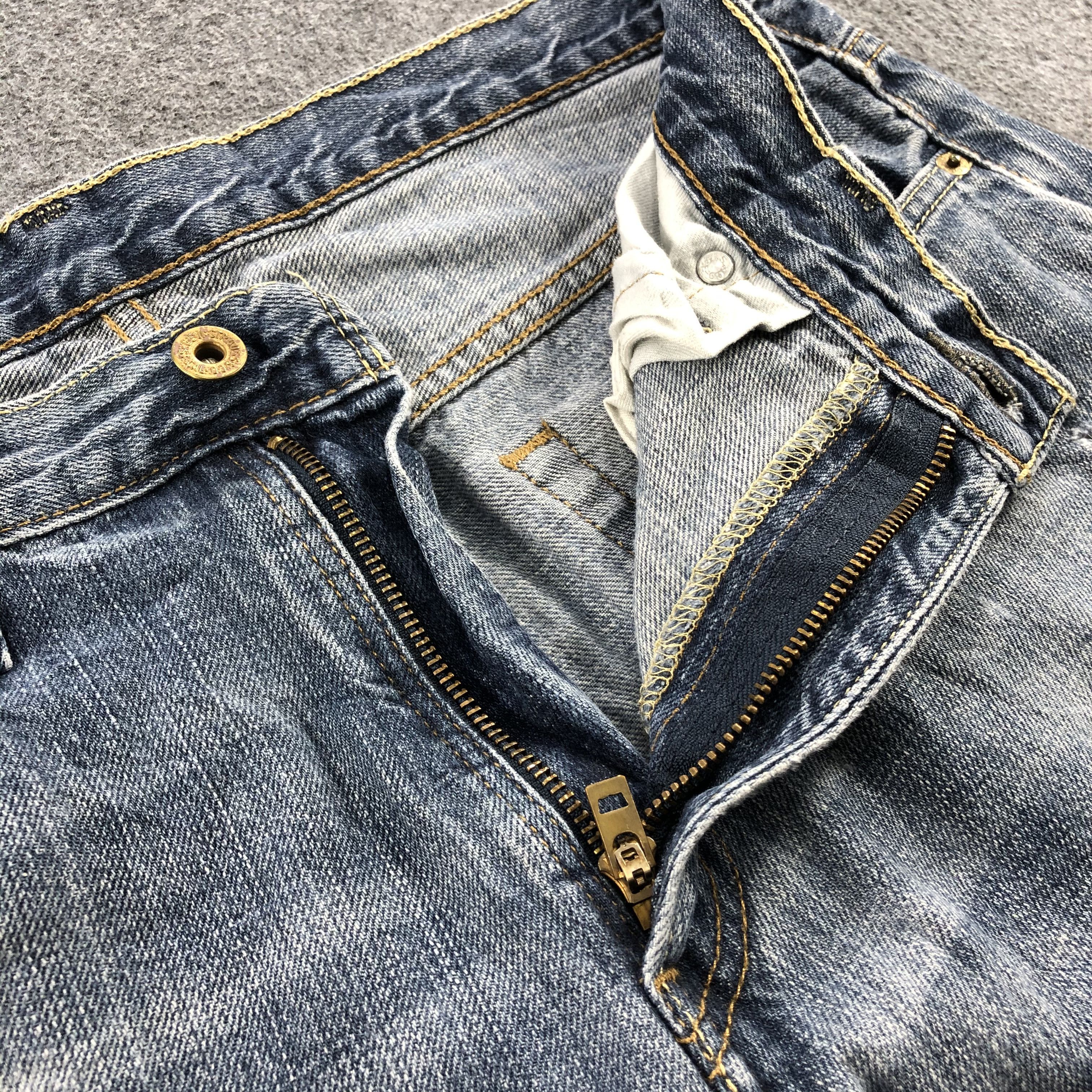 Levi's Vintage Levis Jeans Lot 569 Faded Blue Denim-J1106 Size US 34 / EU 50 - 7 Thumbnail