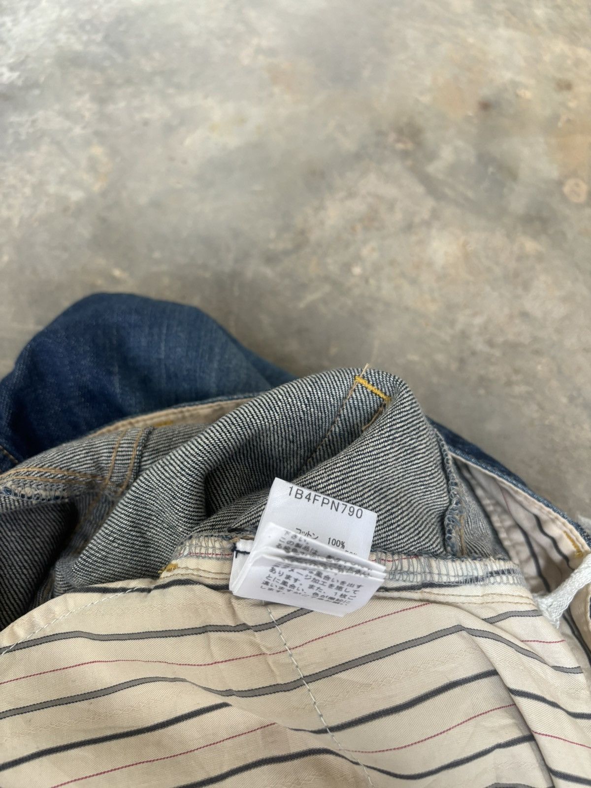 Hysteric Glamour Distressed Baloony and Bed Denim Japanese Style Jeans Size US 30 / EU 46 - 13 Thumbnail