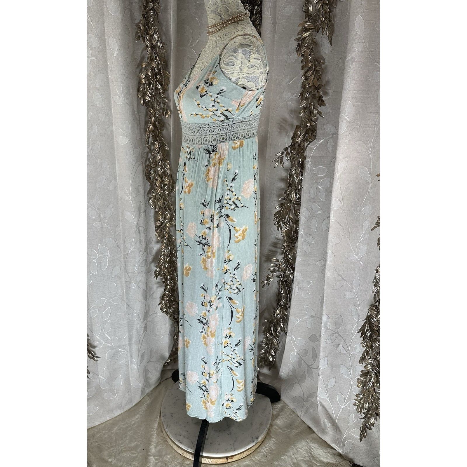 Forever 21 Forever 21 Women’s M Aqua Floral Maxi Dress Crochet Waist Size M / US 6-8 / IT 42-44 - 5 Thumbnail