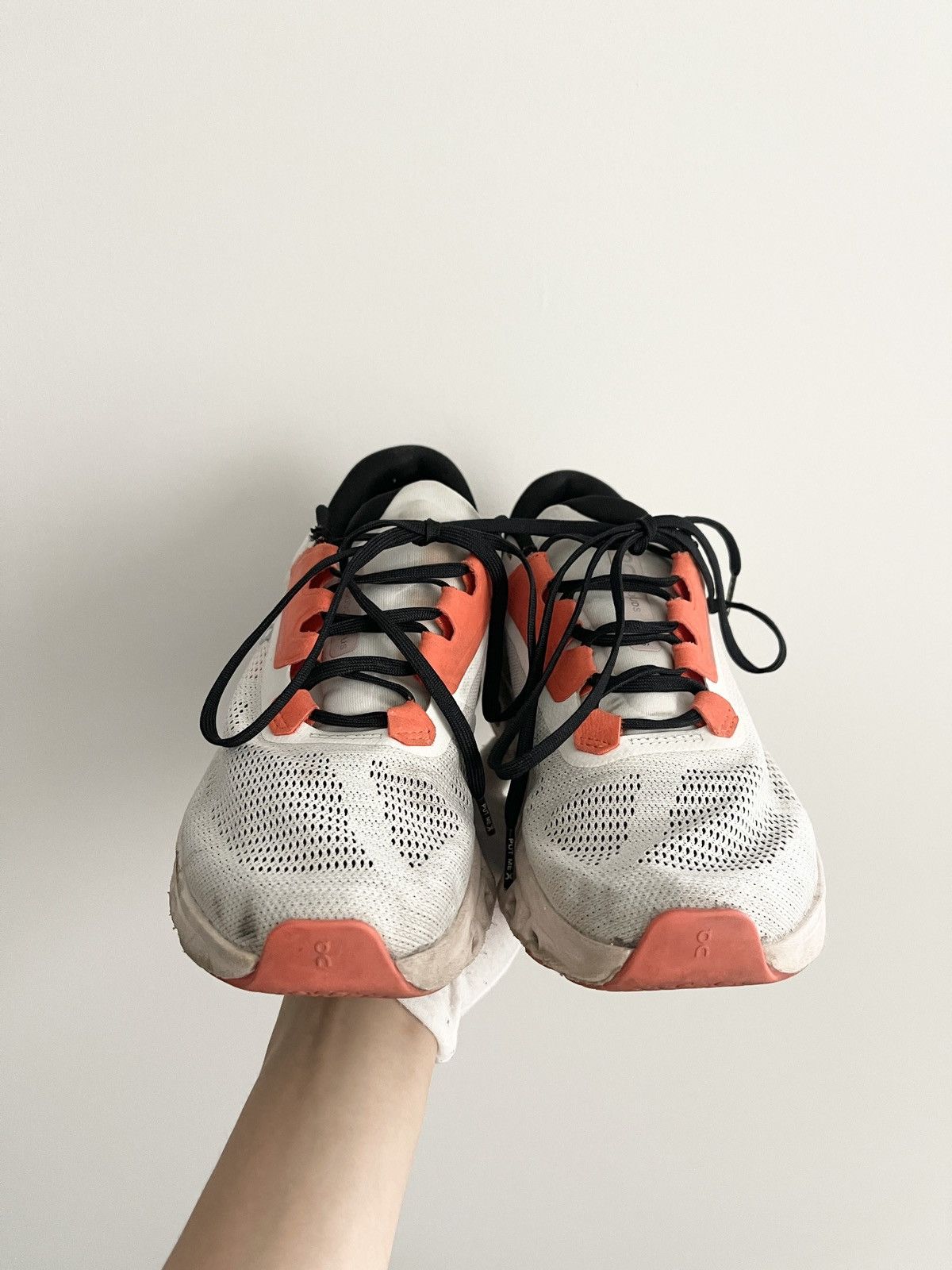 On STEAL! On cloudstratus 3 Running Shoes Size US 7.5 / IT 37.5 - 4 Thumbnail