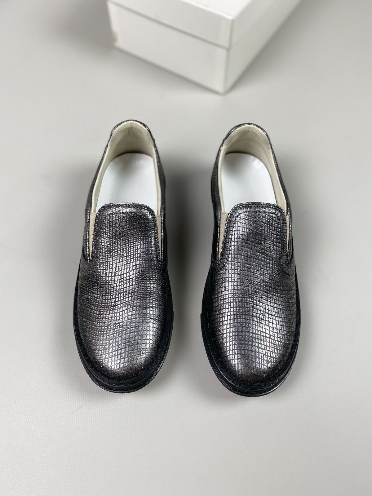 Maison Margiela New! Maison Margiela ladies slip on meds shoes size 37.5 Size US 7.5 / IT 37.5 - 16 Thumbnail