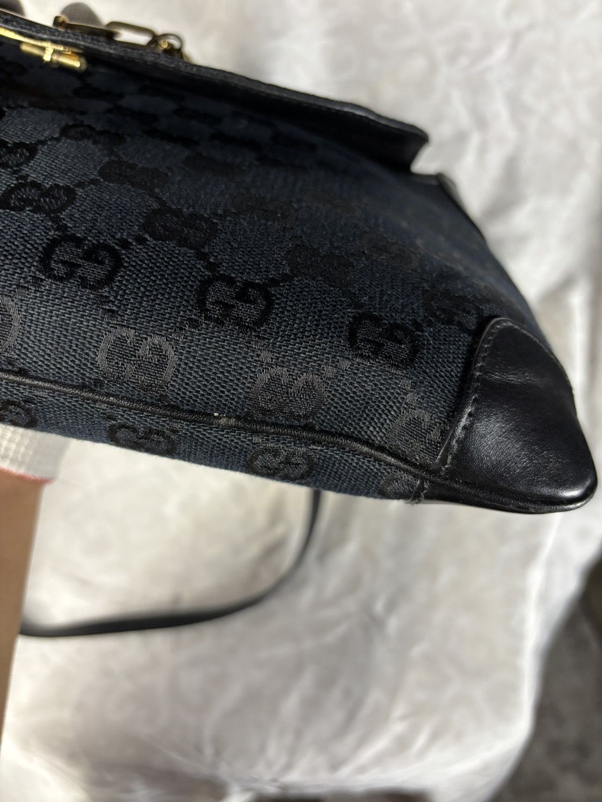 Gucci (Rare) Gucci X Tom Ford Runaway Tiger Head Bag Size ONE SIZE - 6 Thumbnail