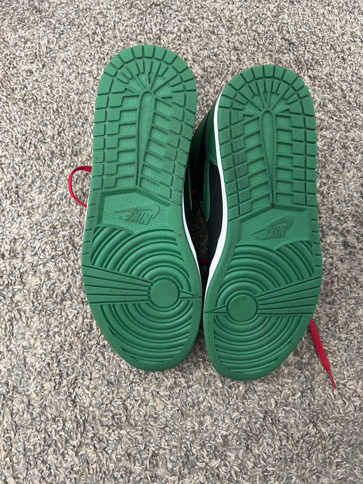 Jordan Brand × Nike Air Jordan 1 Pine Green Size US 12 / EU 45 - 5 Thumbnail