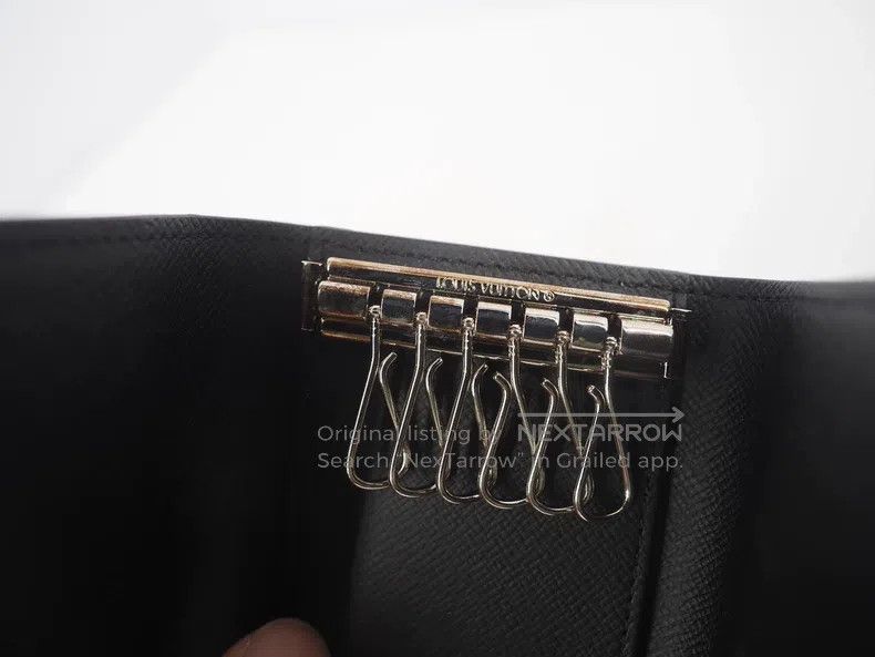 Louis Vuitton Louis Vuitton Black Checkered Fold-Over Key Pouch Size ONE SIZE - 5 Thumbnail