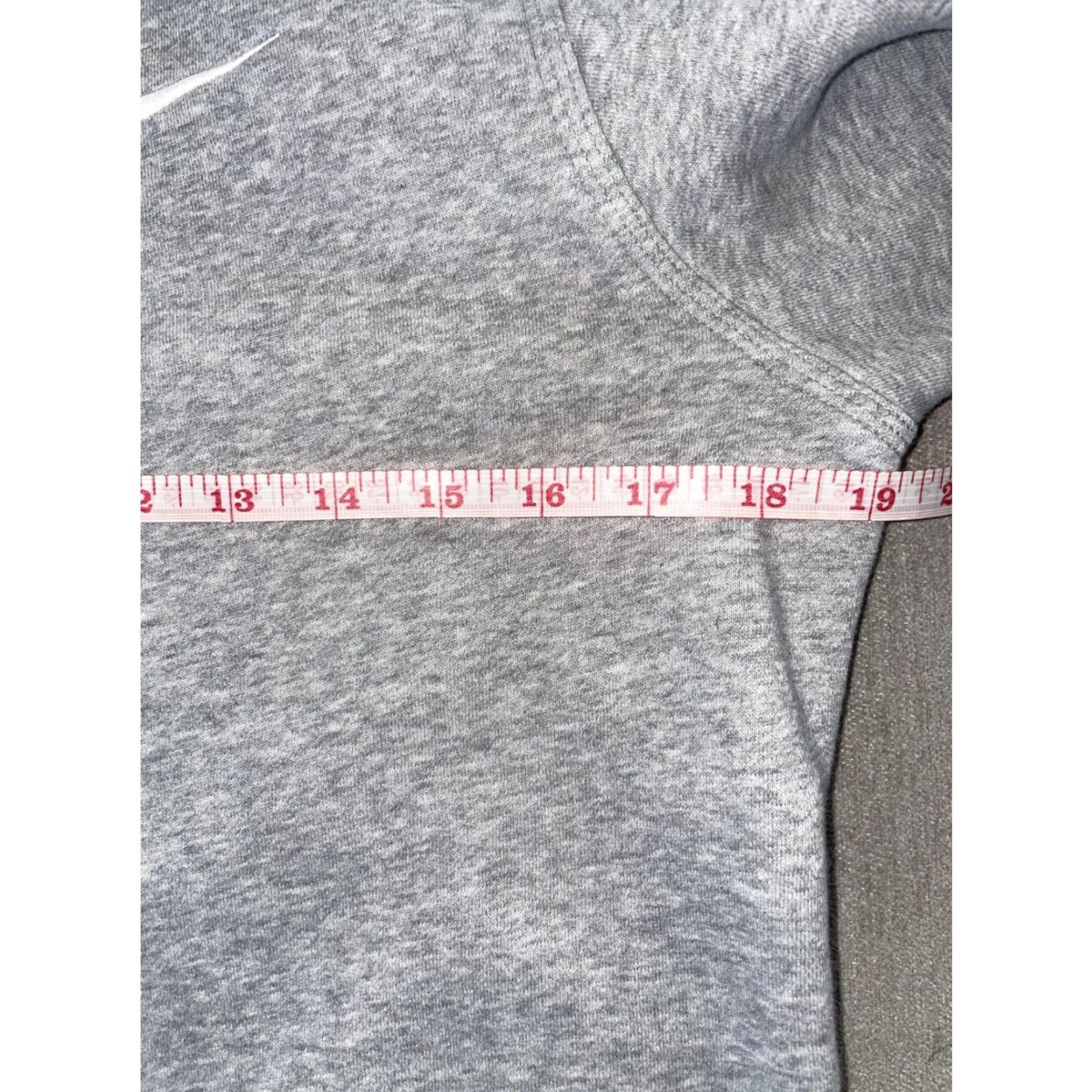 Nike Nike Crew Neck Sweater Women Small Gray/S Gray Size S / US 4 / IT 40 - 2 Thumbnail