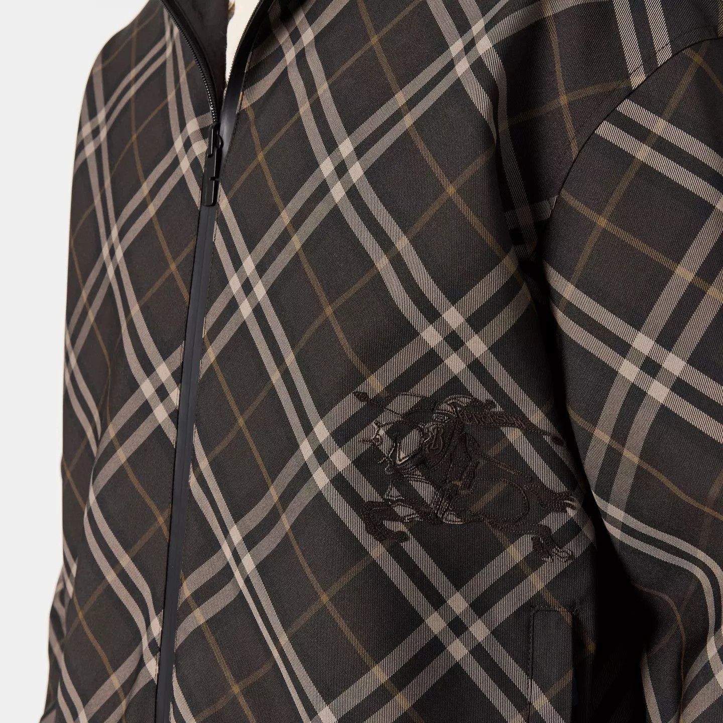 Burberry o1g2r1mq0426 Weather Resistant Windbreaker Jacket Charcoal Size US S / EU 44-46 / 1 - 5 Thumbnail