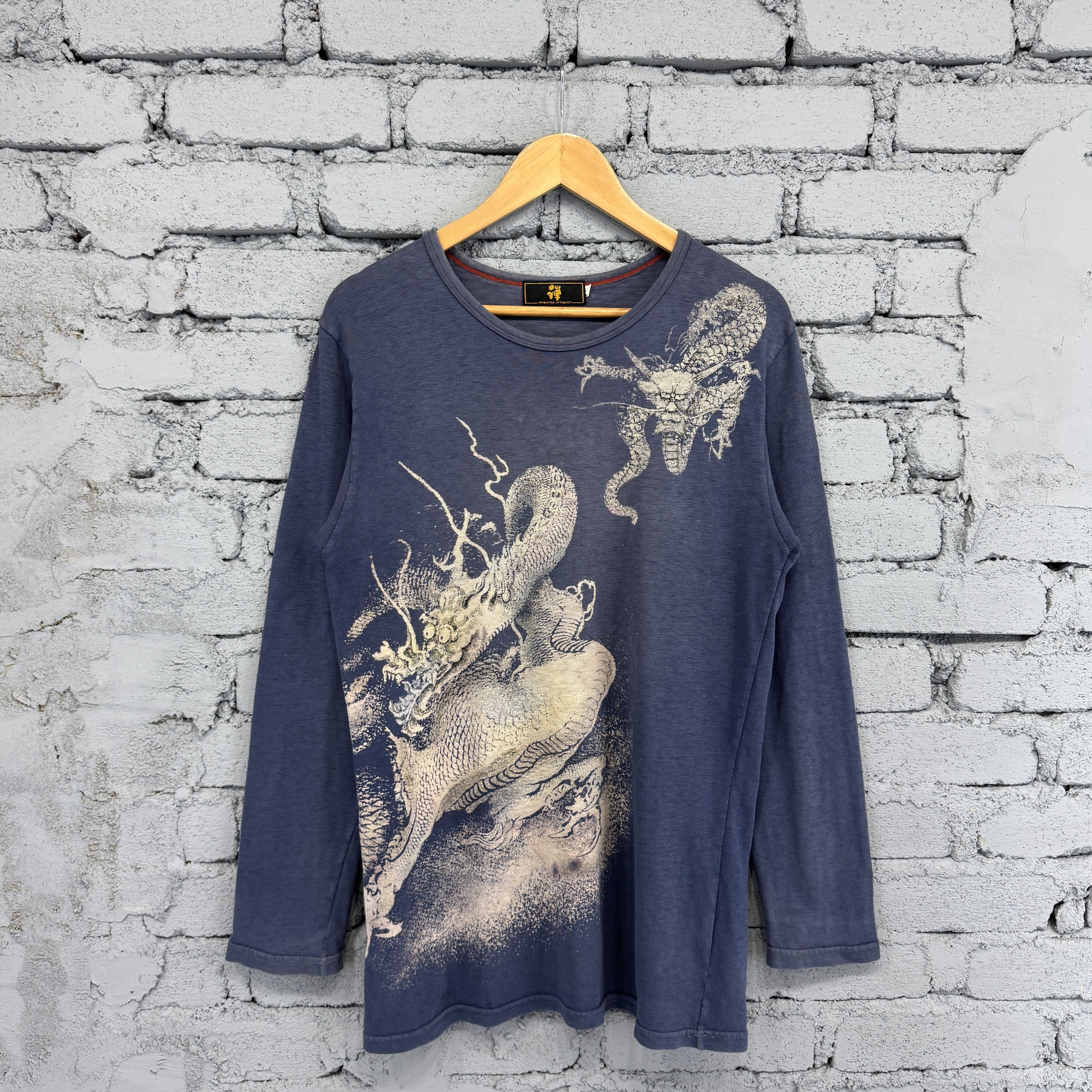 Japanese Brand Rare Vintage Sunfaded Japanese Sukajan Dragon Graphic Tshirt Size US L / EU 52-54 / 3 - 1 Thumbnail