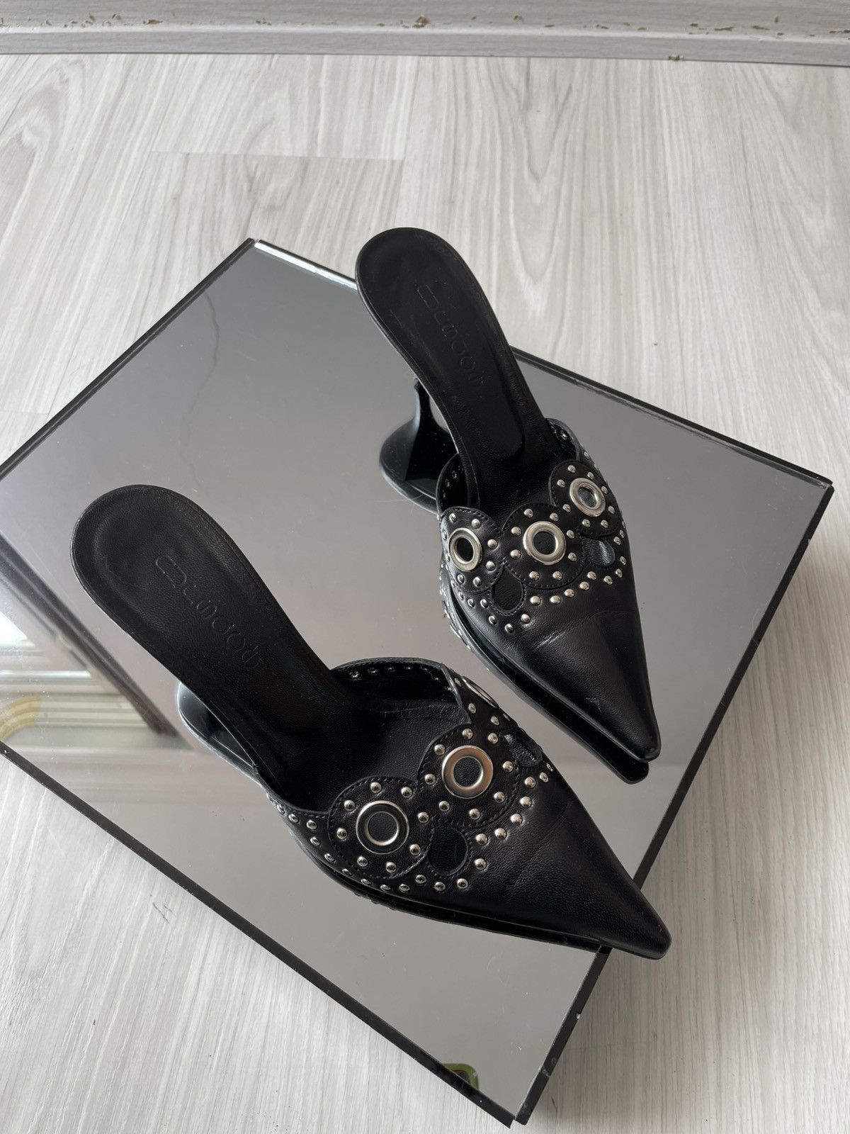 Vintage Vintage leather kitten heels Size US 6 / IT 36 - 10 Thumbnail