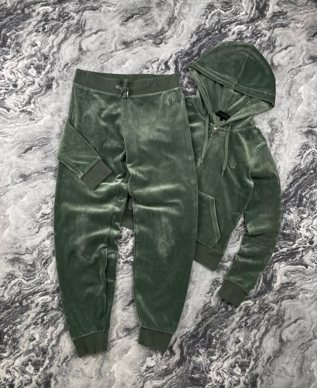 Juicy Couture Juicy Couture Velour Track Suit Y2k Women Size S Green Size S / US 4 / IT 40 - 1 Thumbnail
