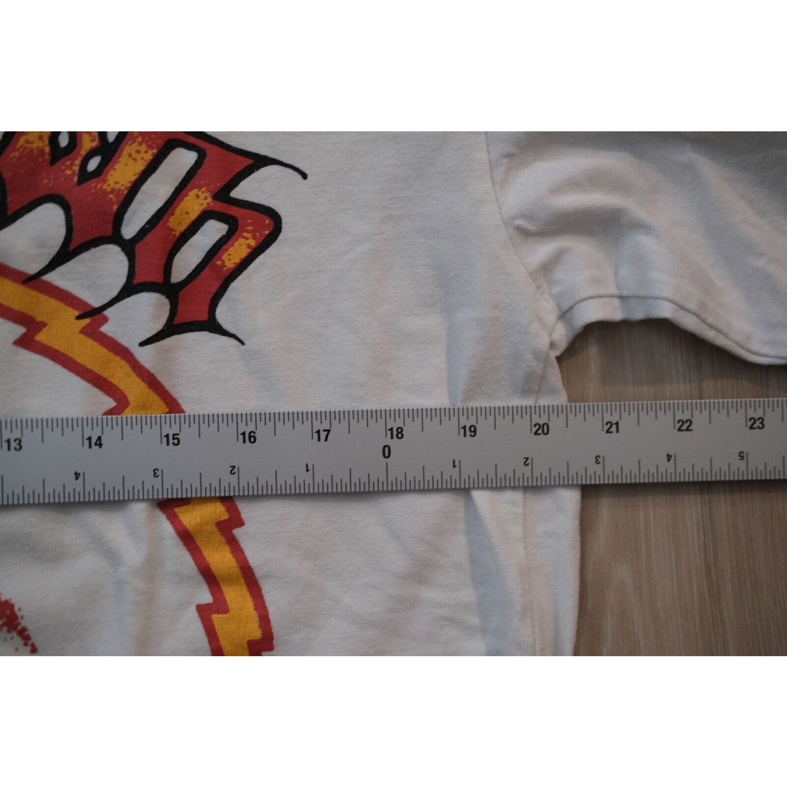 Market Vintage 2019 Chinatown Market Skeleton World Tour Tee Large Size US L / EU 52-54 / 3 - 6 Thumbnail