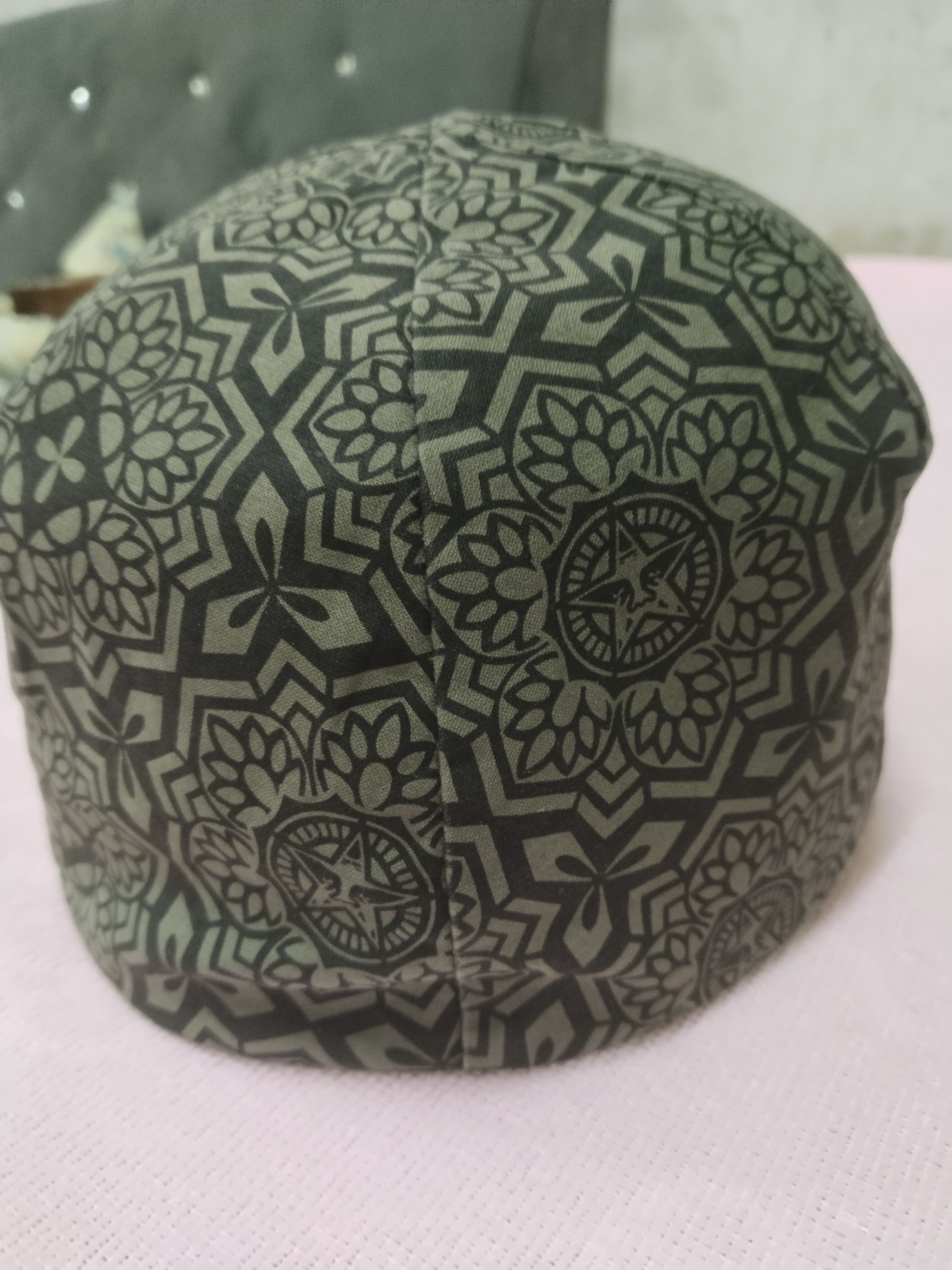 Obey × Shepard Fairey RARE OBEY GAINT SHEPARD FAIREY FULLPRINT HAT Size ONE SIZE - 9 Thumbnail