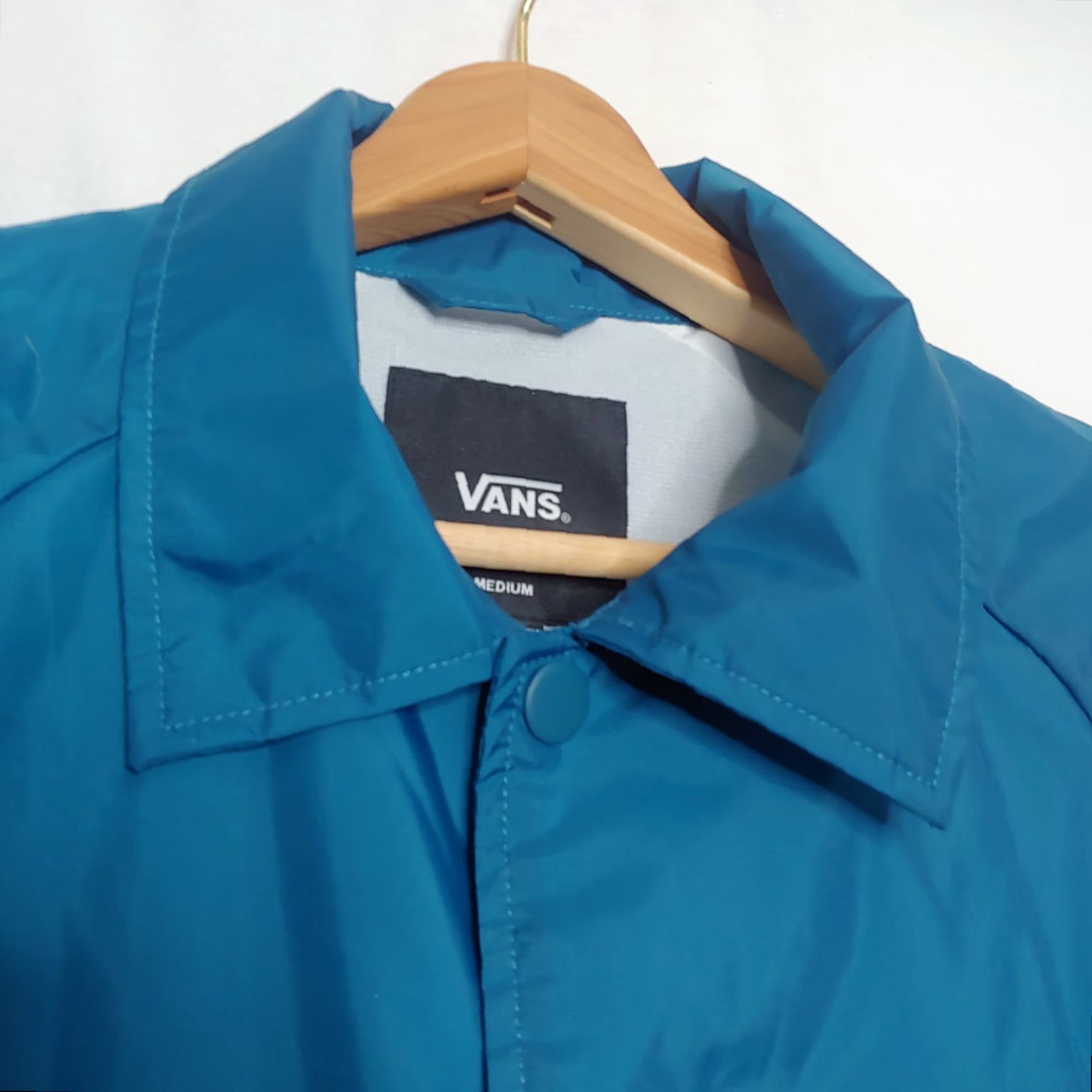 Vans VANS Jacket Medium Unisex Adults M Windbreaker Teal Green Nylon Snap Pocket Retro Skater Casual Size US M / EU 48-50 / 2 - 4 Thumbnail