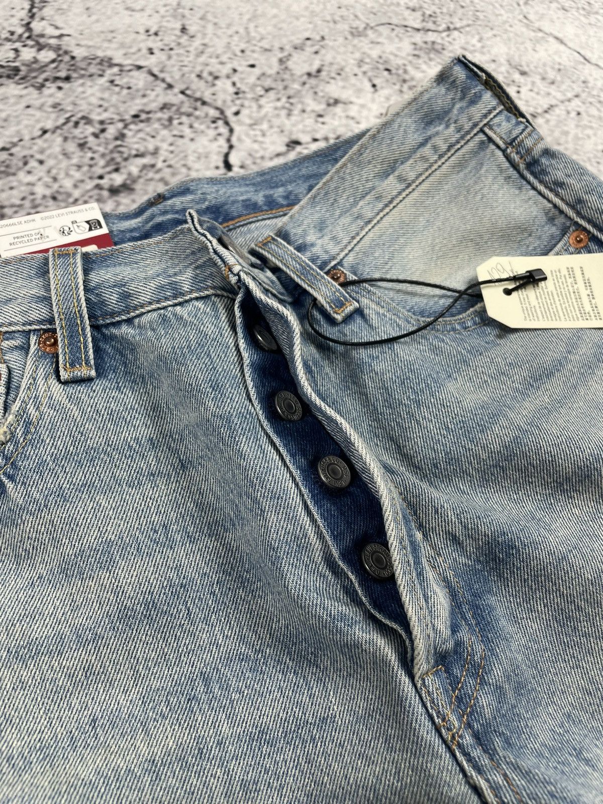 Levi's Levi’s 501 150th W32 L34 Destroyed Jeans Blue Straight Fit Size US 34 / EU 50 - 14 Thumbnail