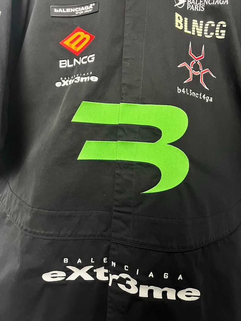 Balenciaga Balenciaga size 38 Black short-sleeved embroidered shirt Size US XS / EU 42 / 0 - 5 Thumbnail