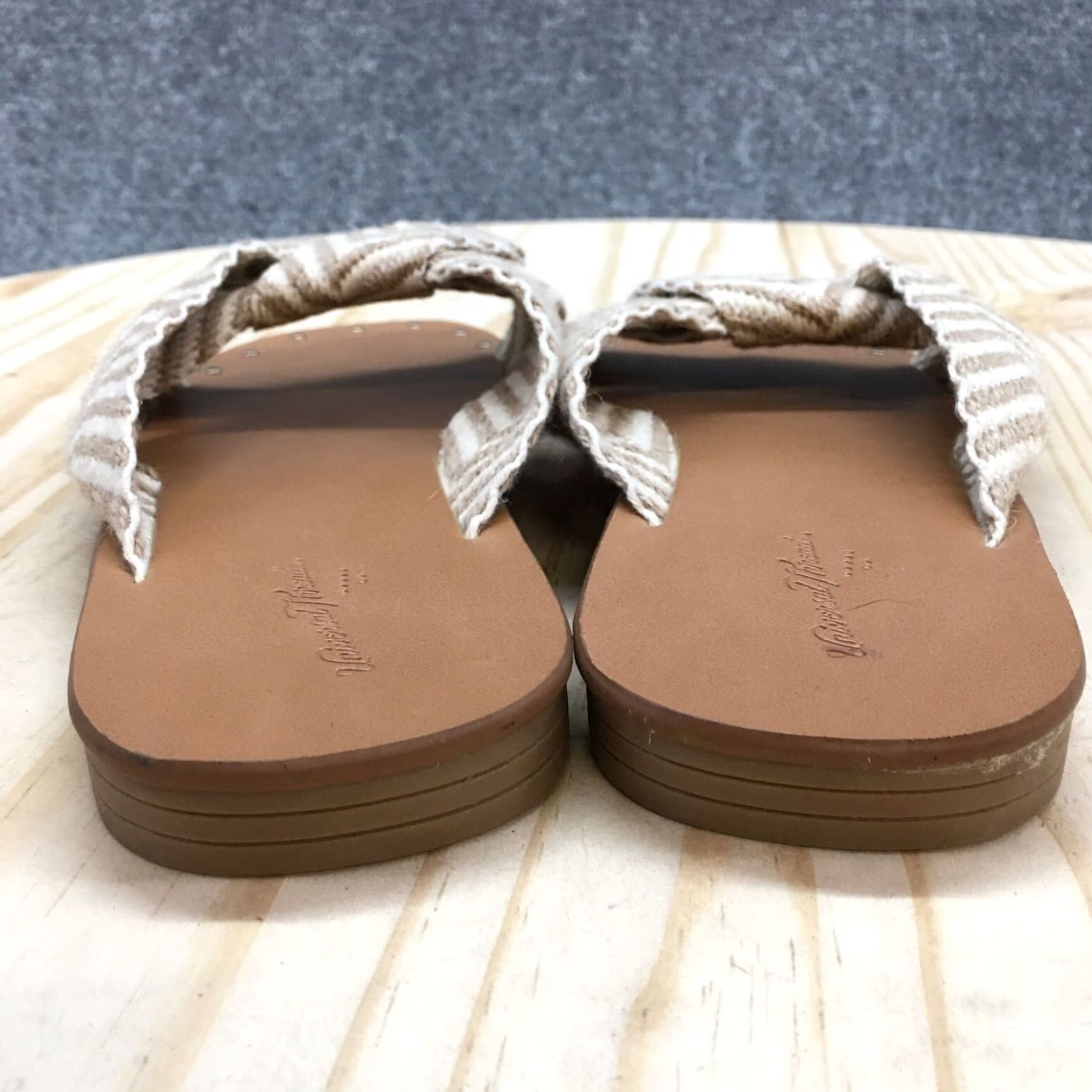 Vintage Universal Thread Sandals Womens 7 Louise Chevron Print Knotted Flats Brown Sandal Casual Slip On Flat Womens Brown Chevron Print Louise Sandal Size US 7 / IT 37 - 7 Thumbnail