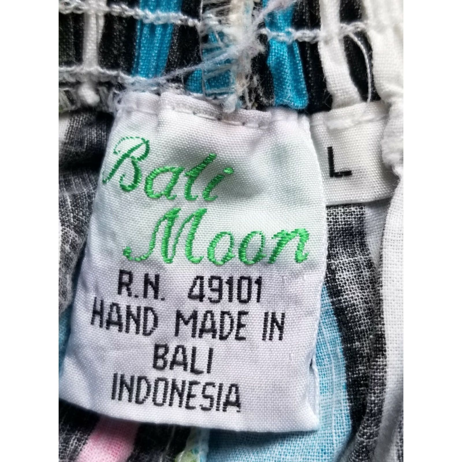 Vintage VINTAGE Bali Moon Neon Geometric Trunks Shorts Tribal Fish Men L Pink 100% Cotton Quick Dry Drawstring Elastic Waist Pockets Lined Size US 33 - 7 Thumbnail