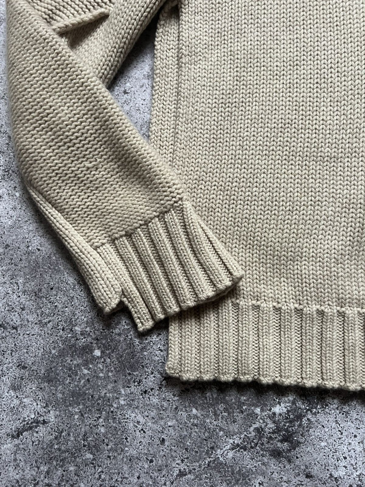 Burberry Burberry Knitted Asymetrical Sample Sweater Made in Italy Size L / US 10 / IT 46 - 7 Thumbnail