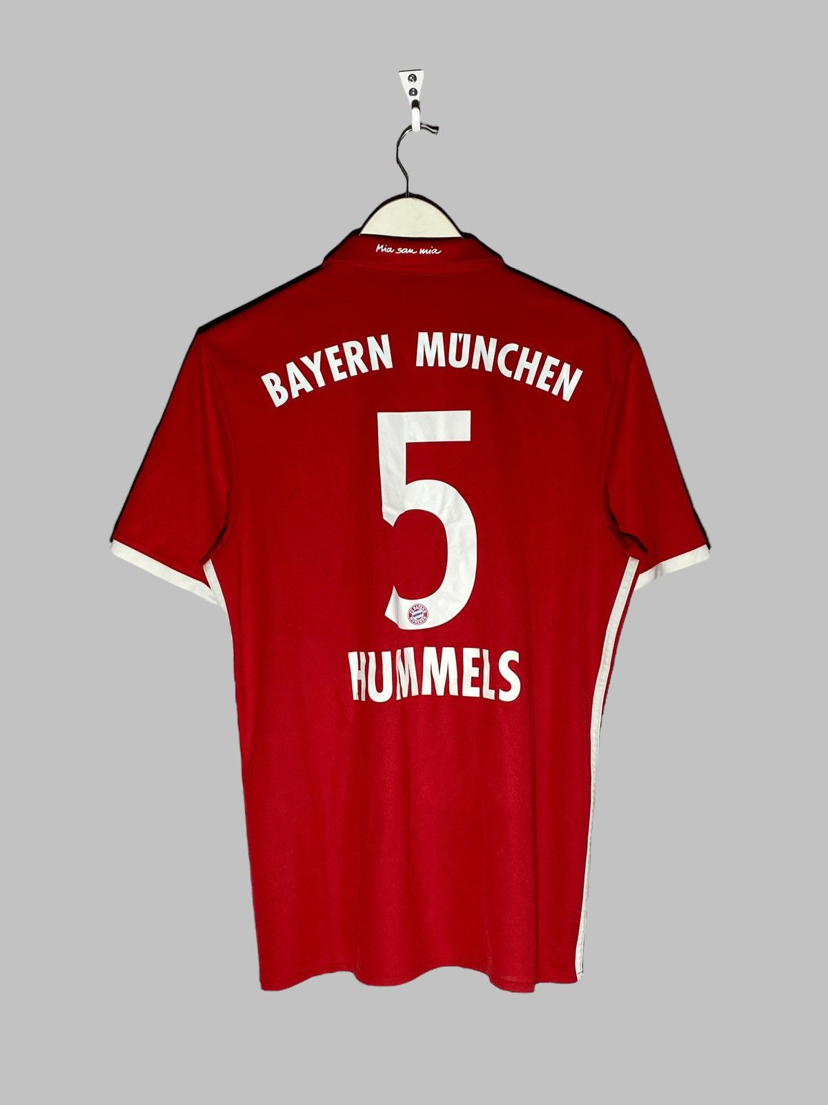 Adidas #5 Hummels Bayern München 2016/17 Adidas Football Shirt Size US M / EU 48-50 / 2 - 1 Thumbnail