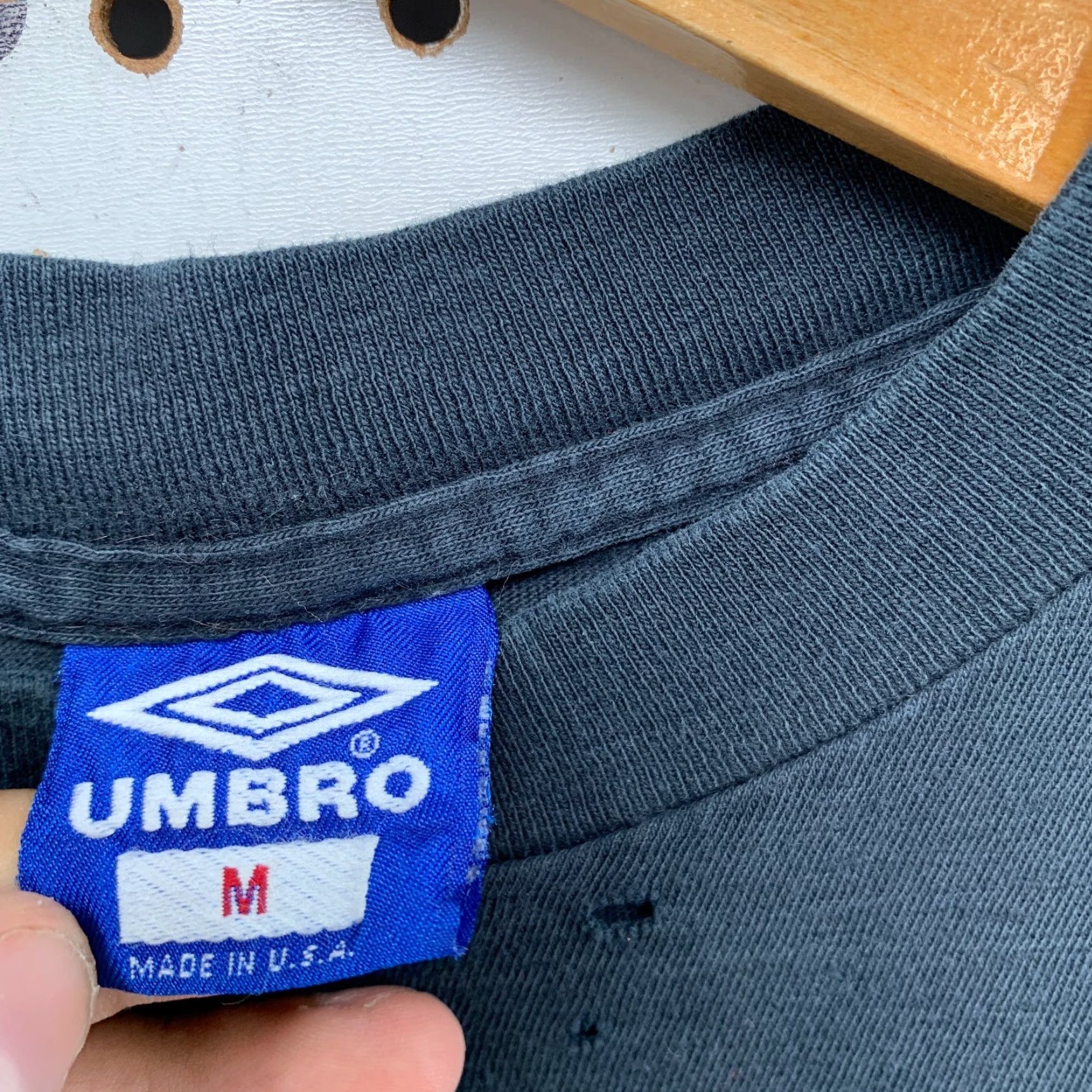 Umbro Vintage 90s Umbro Men’s M Soccer T-Shirt Black Graphic Print Crew Neck Summer Casual Made USA Size US M / EU 48-50 / 2 - 2 Thumbnail