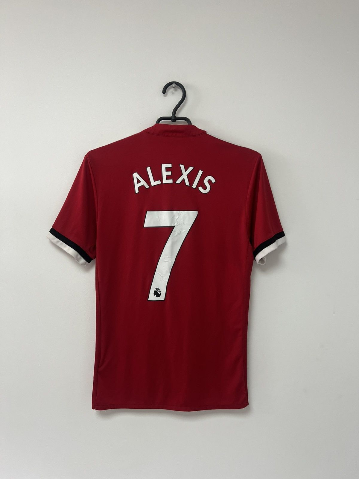 Adidas × Vintage Manchester United 2017-18 Alexis #7 Jersey Soccer Shirt sz S Size US XS / EU 42 / 0 - 1 Thumbnail