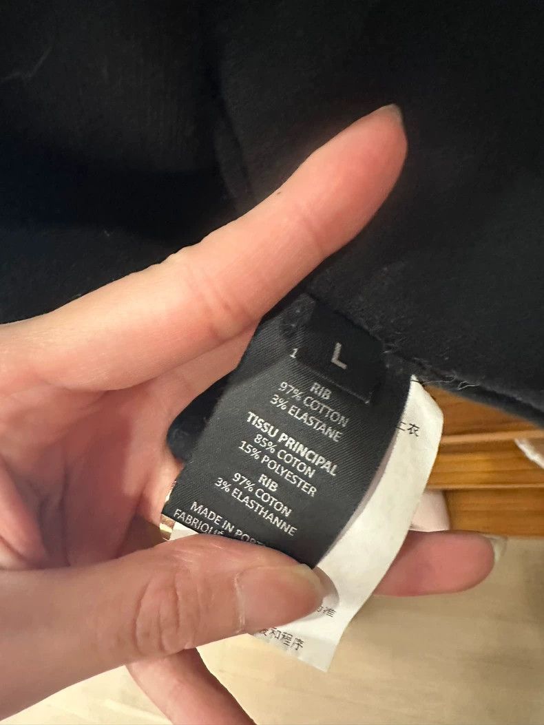 Vetements Vetements Two-Sided Wearable Sweatshirt, Size L, Runs Larg Size US L / EU 52-54 / 3 - 5 Thumbnail