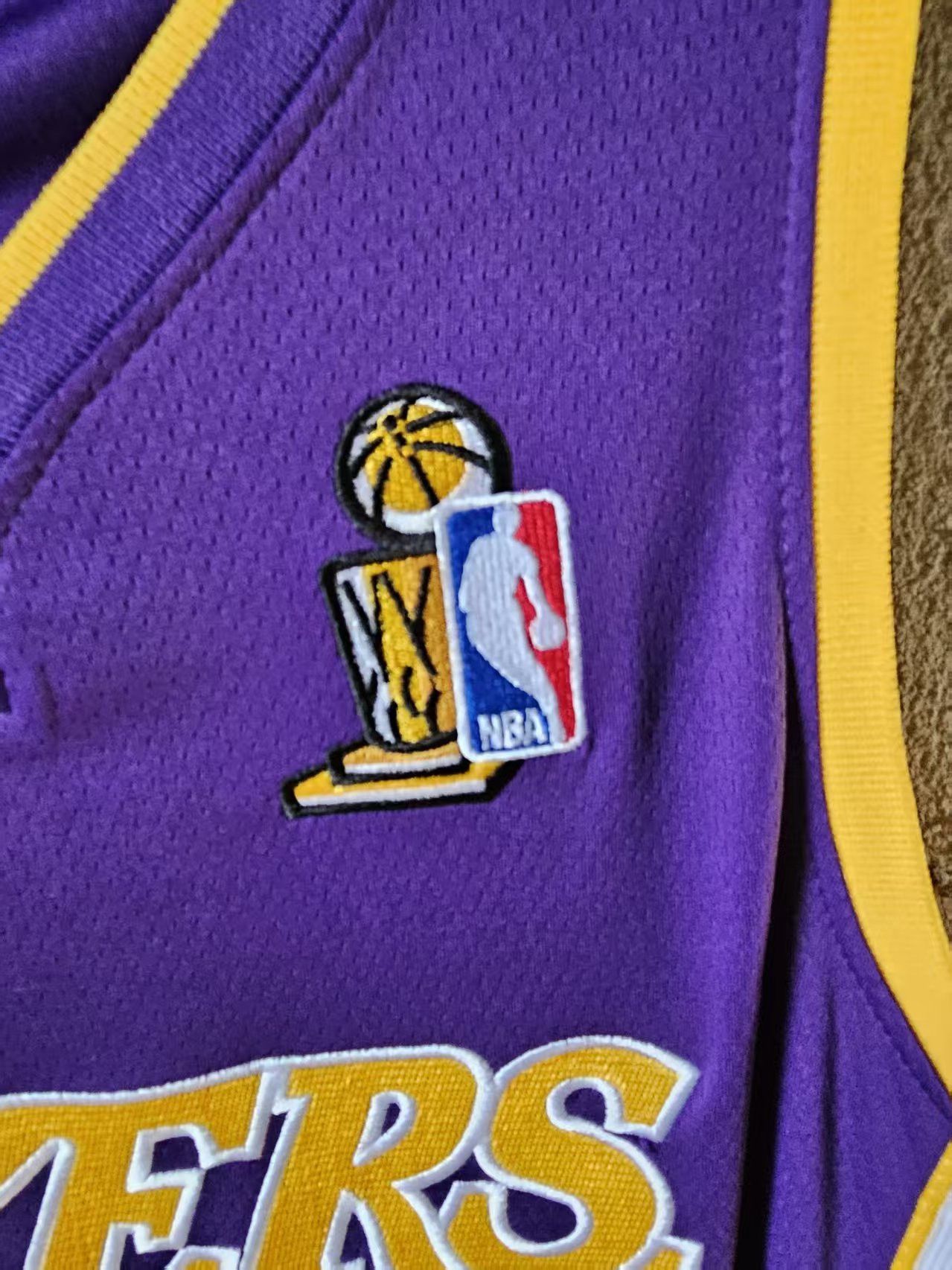 NBA Laker #8 Kobe Bryant Jersey Double Stitched Purple Size US M / EU 48-50 / 2 - 5 Thumbnail