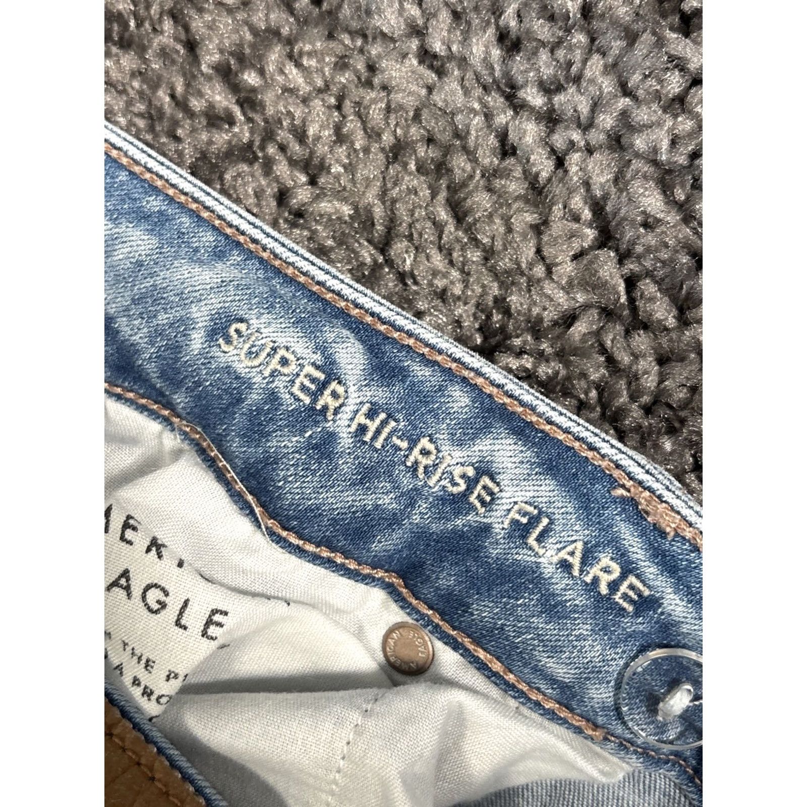American Eagle Outfitters American Eagle Outfitters Jeans Flare 90s High Rise 12 Women Denim Blue Stretch Patch Pockets Logo Vintage No Size 34" / US 12 / IT 48 - 5 Thumbnail
