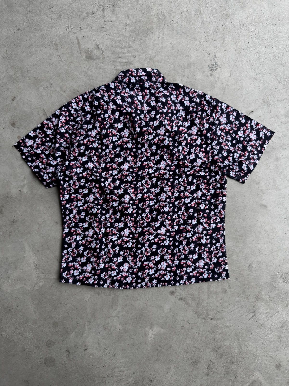 Other Cropped Boxy Black Floral Button Up Shirt Size US S / EU 44-46 / 1 - 2 Thumbnail