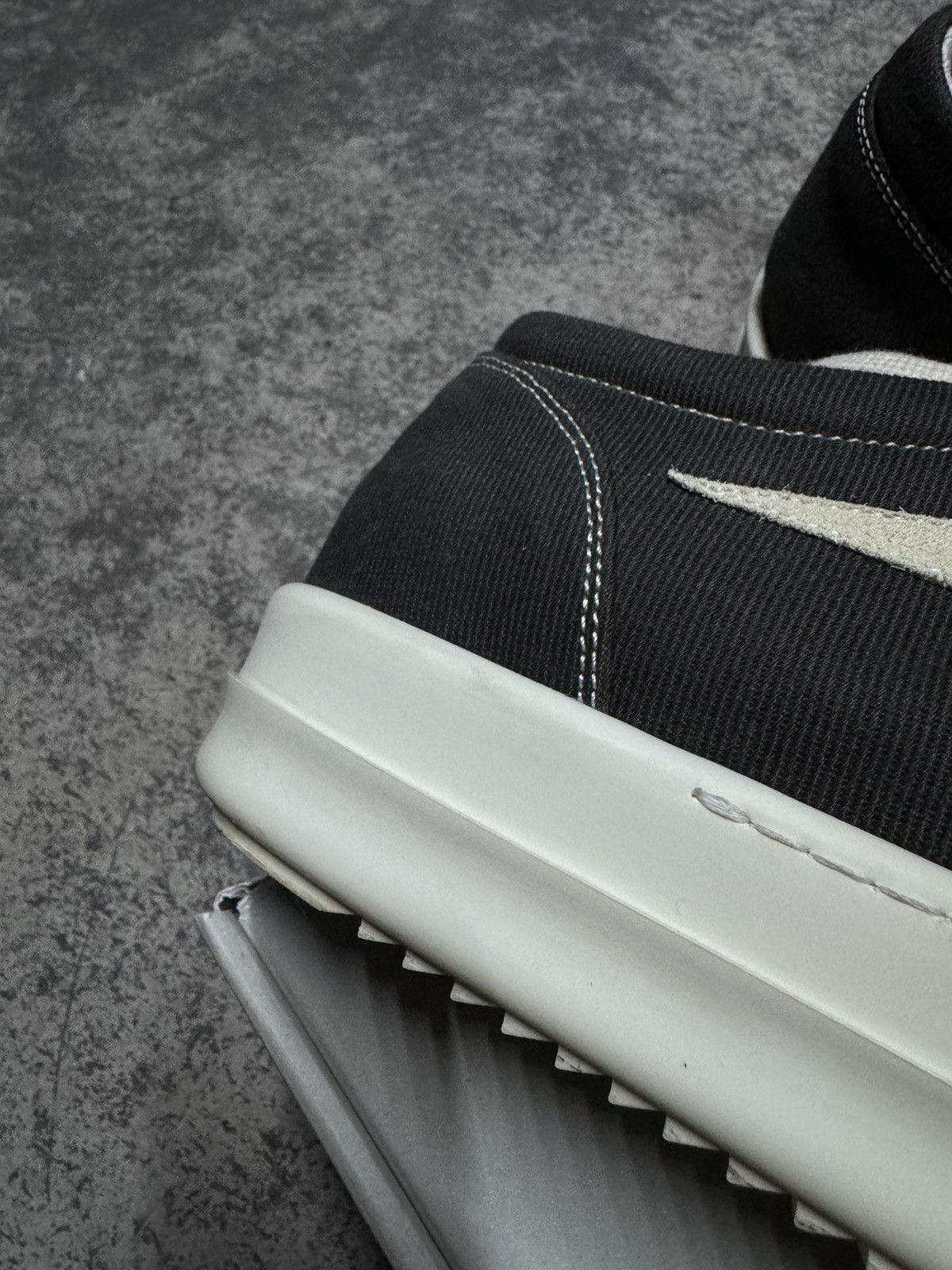 Rick Owens × Rick Owens Drkshdw Rick Owens Vintage Vans EDFU 2023 Size US 12 / EU 45 - 8 Thumbnail