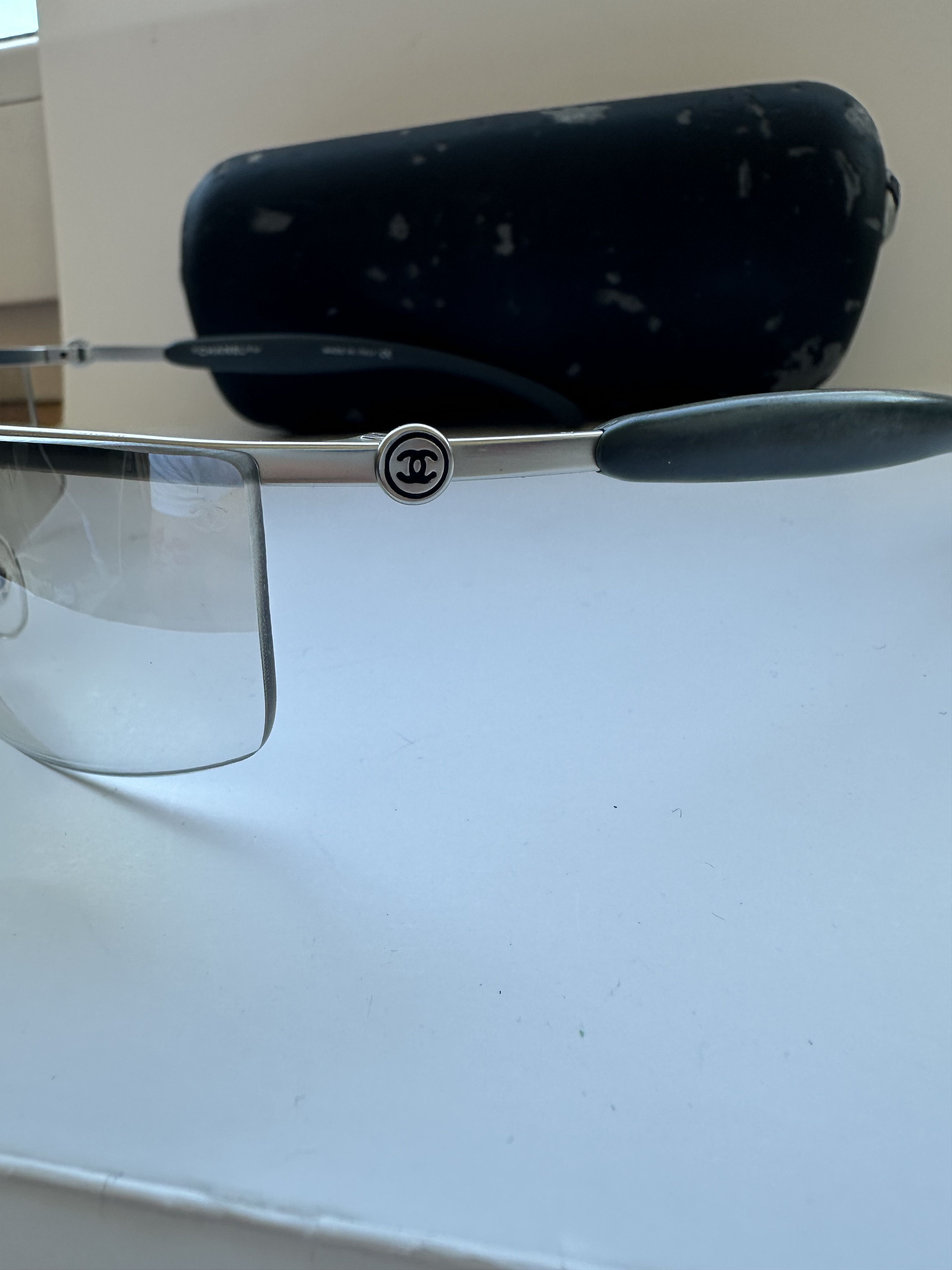 Chanel Chanel 4010 Silver Rimless Sunglasses Vintage Size ONE SIZE - 3 Thumbnail