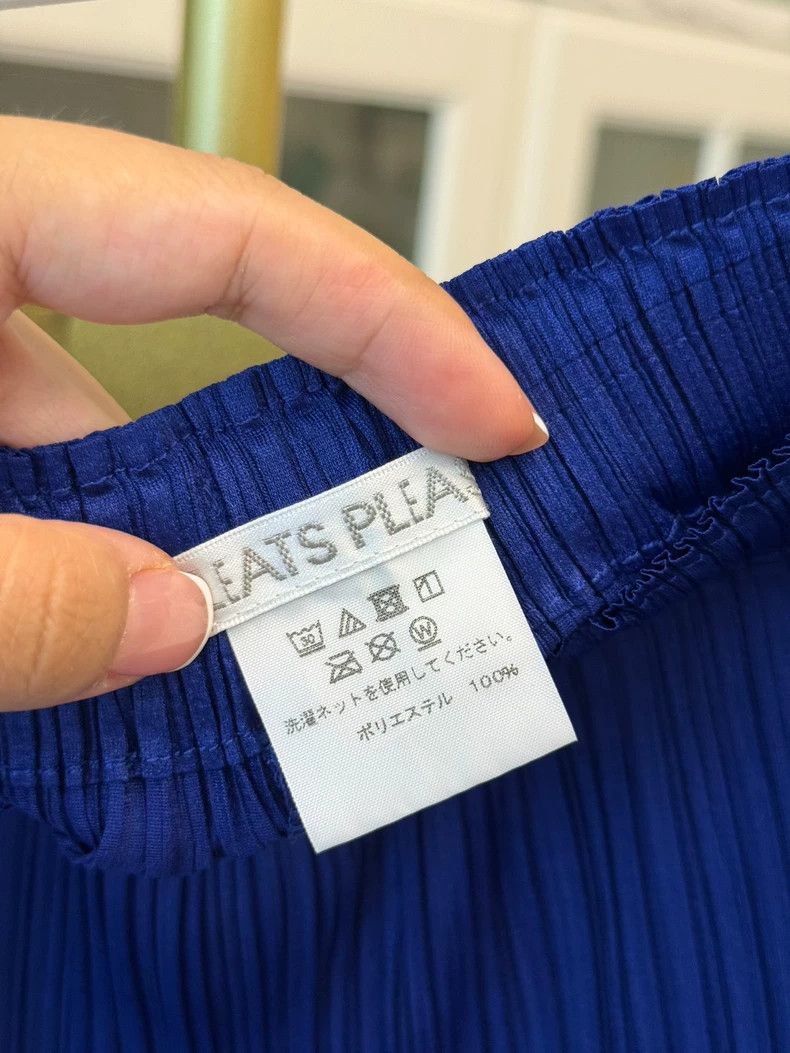 Issey Miyake Issey Miyake size:4 Blue pleated trousers Size 31" - 3 Thumbnail