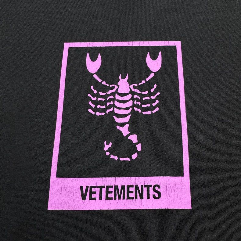 Vetements Vetements Letter Print Short Sleeve Size US S / EU 44-46 / 1 - 3 Thumbnail