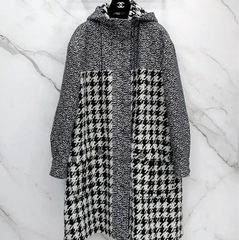 Chanel Chanel Gray Wool Blend Mid-Length Coat 0089 Size S / US 4 / IT 40 - 1 Thumbnail