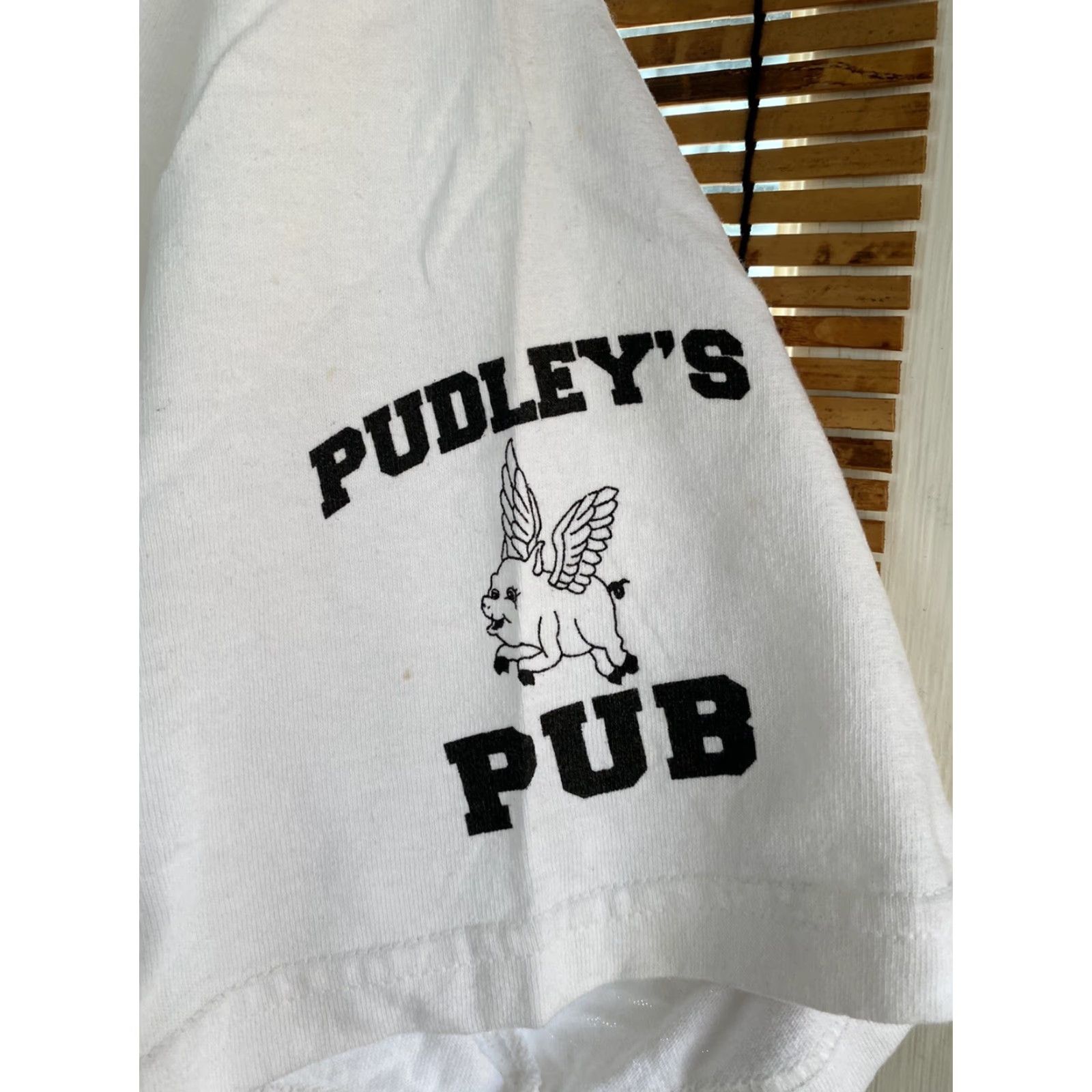 Gildan VINTAGE 2006 Nantucket Pudley’s Pub Super Bowl Shirt Mens Large Steelers Seahawks LACK Shirt Mens Large White Football Nantucket 2006 NFL Size US L / EU 52-54 / 3 - 4 Thumbnail