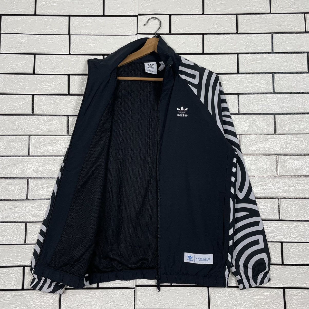 Adidas Adidas Three Stripes Zipper Jacket Size US M / EU 48-50 / 2 - 9 Thumbnail