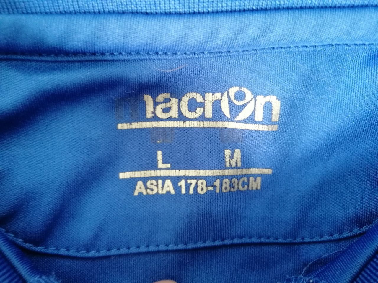 Macron LEEDS UNITED 2014/2015 TRAINING T-SHIRT Size US M / EU 48-50 / 2 - 6 Thumbnail