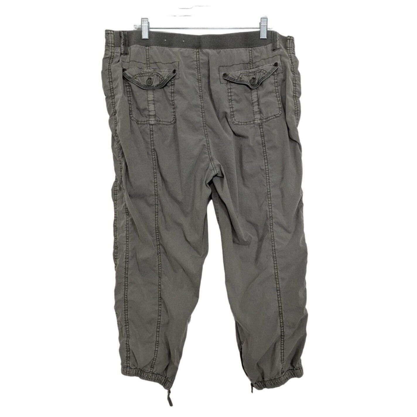 Chicos Chicos 3 Capri Joggers Womens Size XL Green Casual Cotton Size 28" / US 6 / IT 42 - 8 Thumbnail