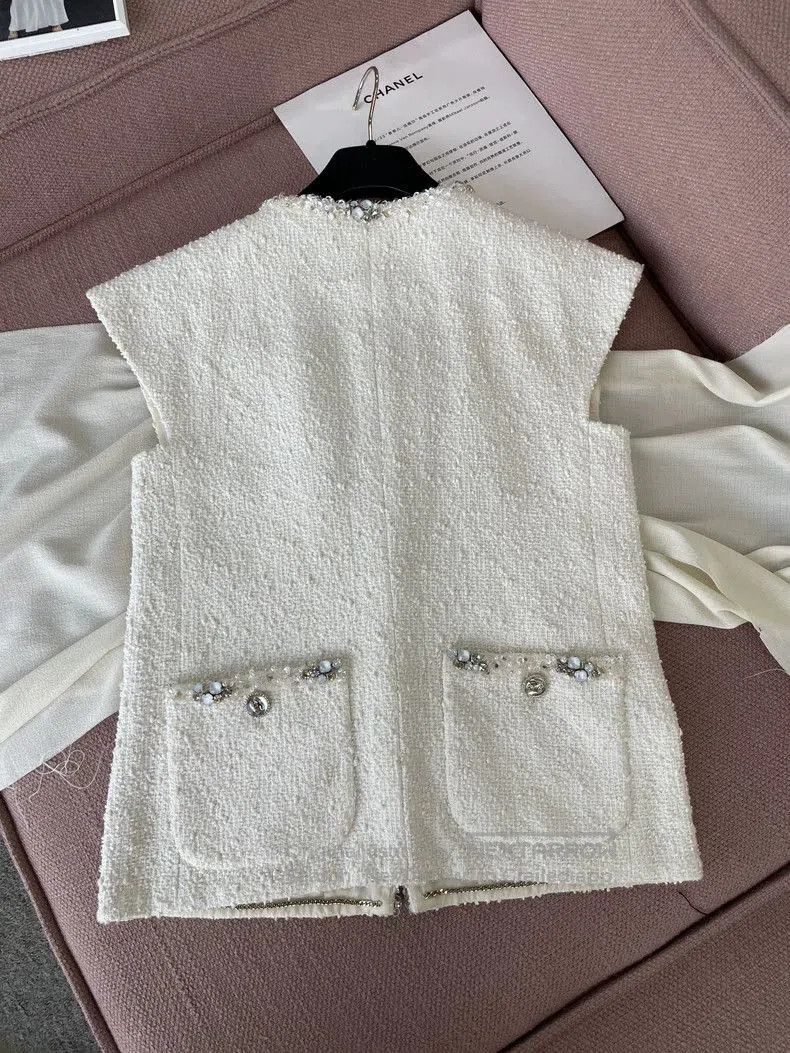 Chanel Chanel Equestrian White Beaded Pearl Vest. Size US XS / EU 42 / 0 - 3 Thumbnail