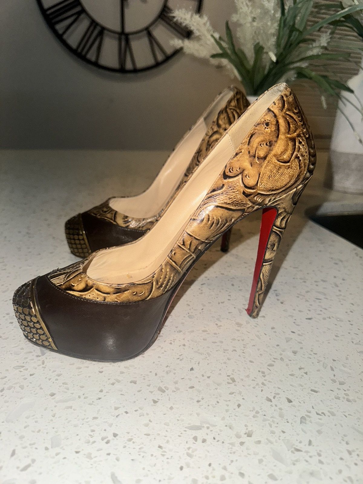 Christian Louboutin Luxurious Gold Embossed Platform Heels w/ Signature Red Sole Size US 7.5 / IT 37.5 - 8 Thumbnail