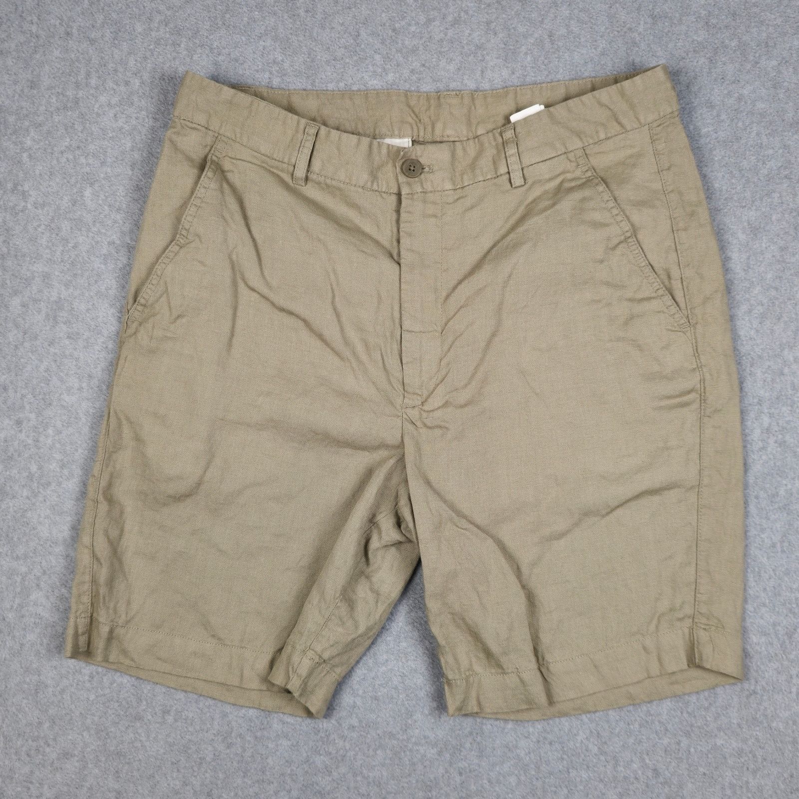Zara Zara Large Light Beige 100% Linen Flat Front Chino Shorts Size US 32 / EU 48 - 1 Thumbnail