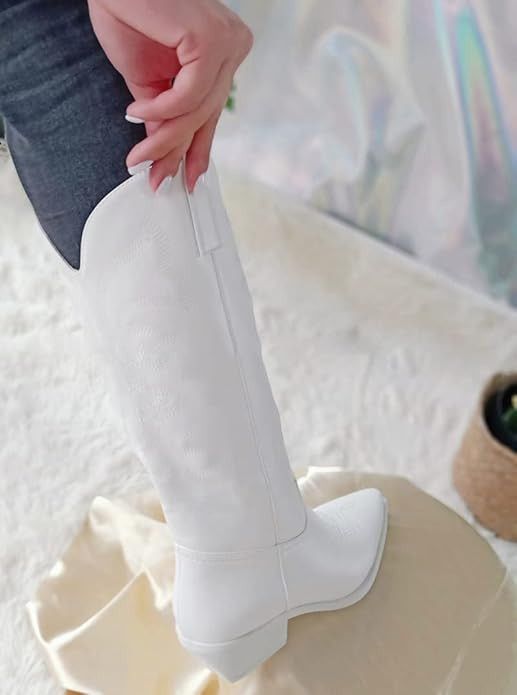 Fendi o1loc1c0824 Boot in White Size US 12 / IT 42 - 2 Thumbnail