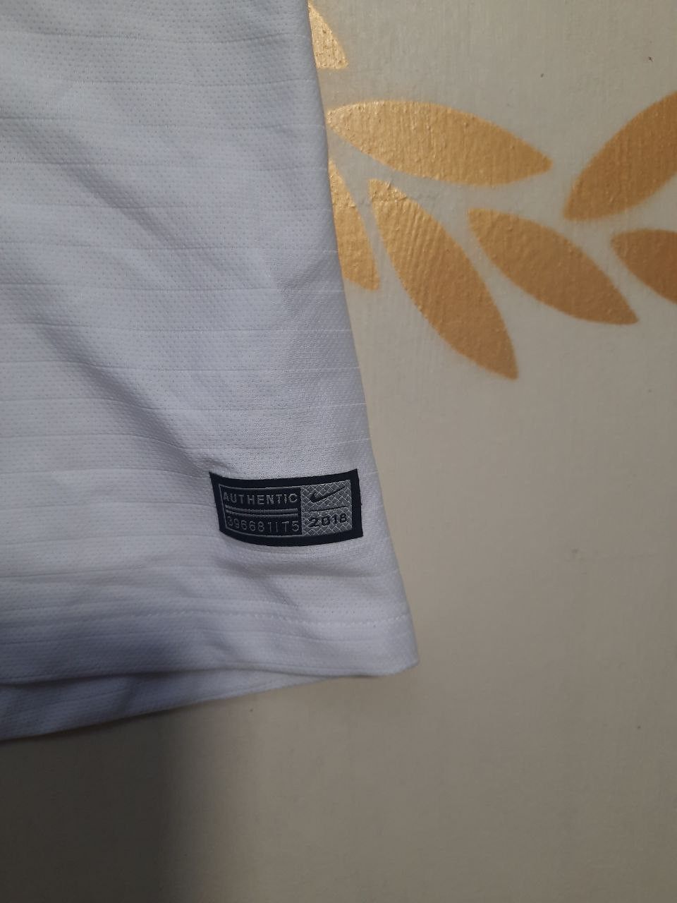 Nike Nike England Jersey 2018 Size US L / EU 52-54 / 3 - 8 Thumbnail