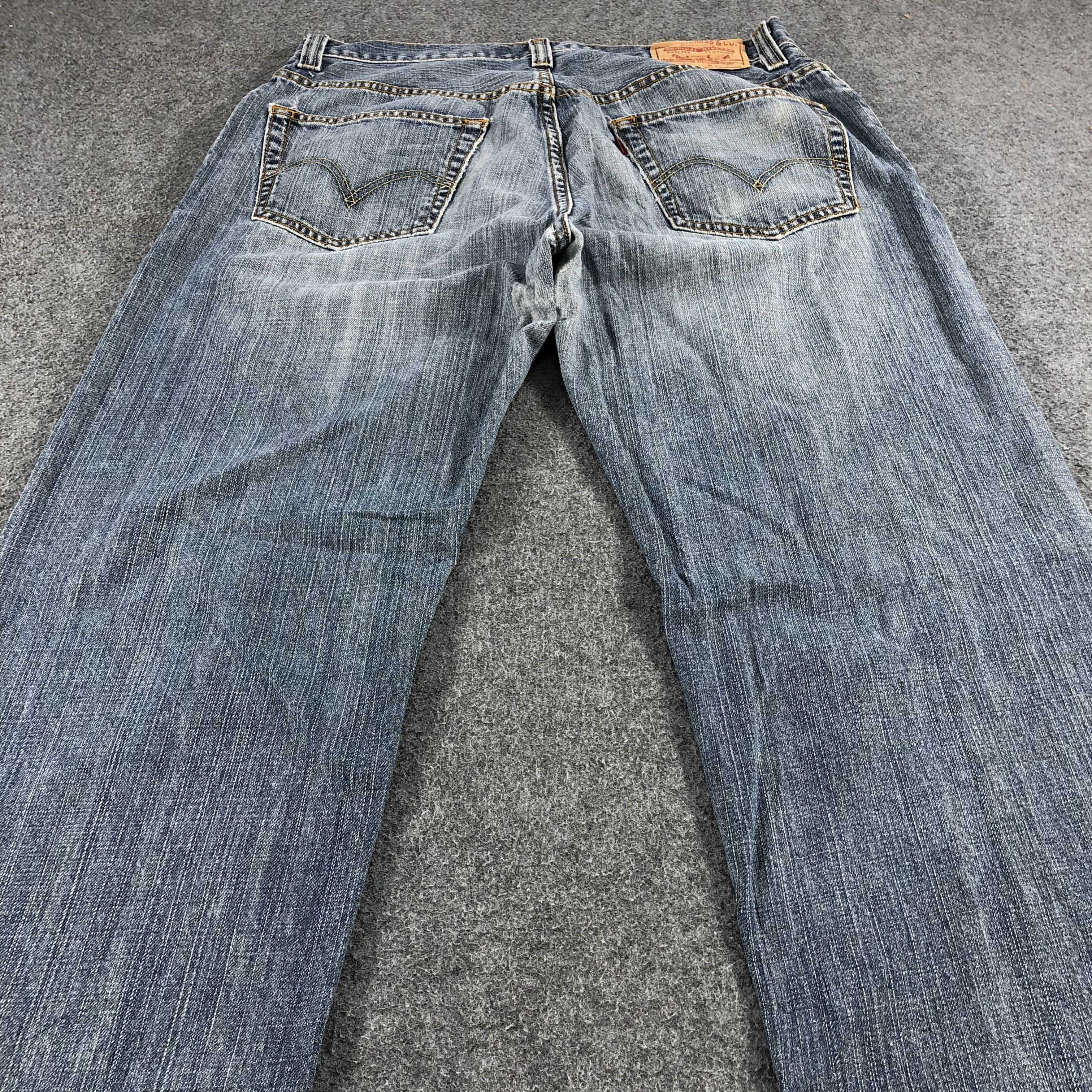 Levi's Blue Wash Vintage Levis 559 Jeans-J1188 Size US 33 - 4 Thumbnail