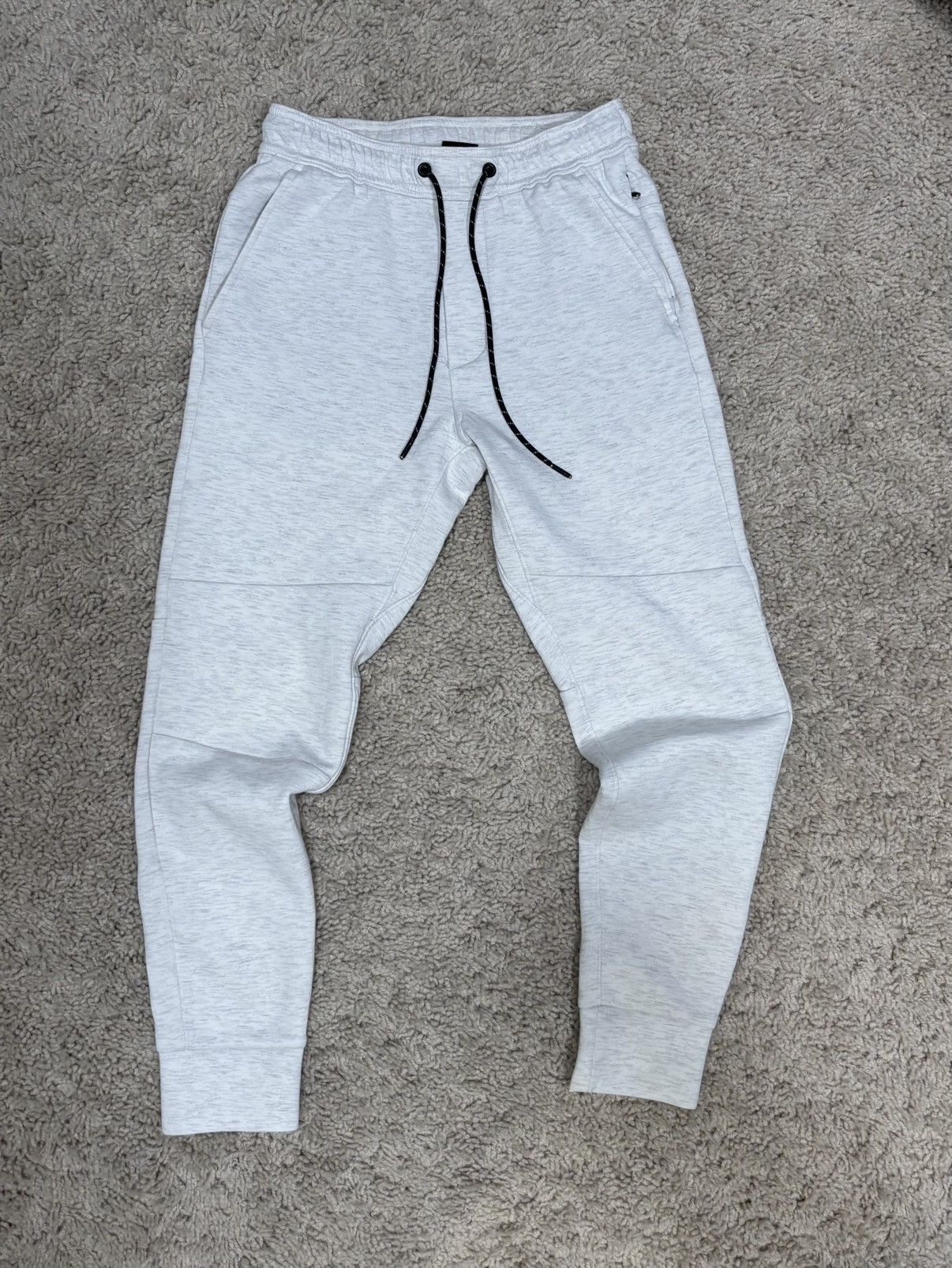 American Eagle Outfitters White American Eagle athletic style sweatpants 28X29 Size US 28 / EU 44 - 1 Thumbnail