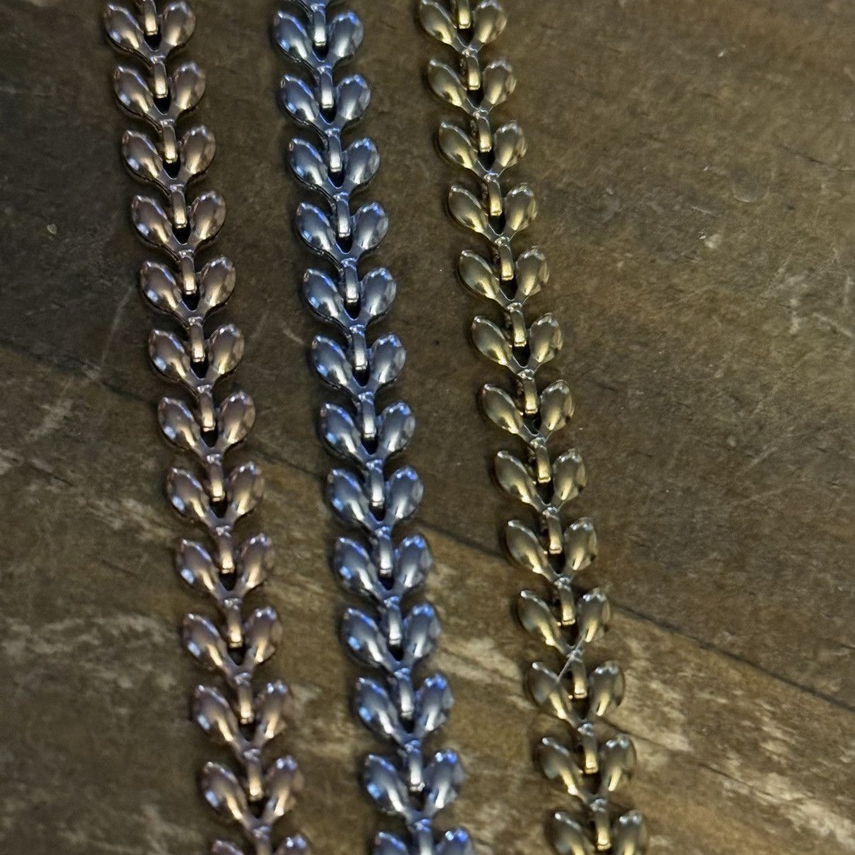 Other Tricolor triple strand chain bracelet Size ONE SIZE - 3 Thumbnail