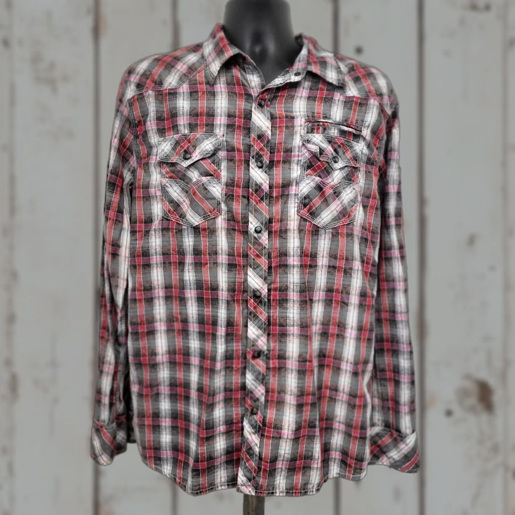 BKE BKE Vintage Shirt Mens XL Slim Fit Red Black Plaid Pearl Snap Buckle Western Shirt Mens XL Red Black Plaid Pearl Snap Buckle Western Size US XL / EU 56 / 4 - 1 Thumbnail