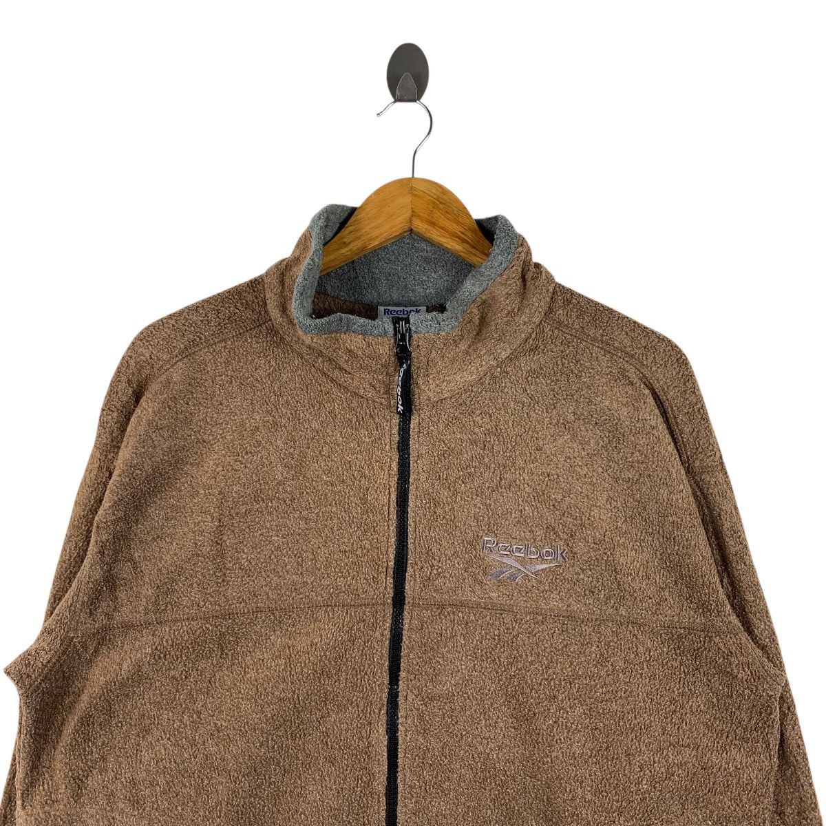 Reebok REEBOK SPORT Sportswear Embroidered Logo Retro Sherpa Jacket Size US L / EU 52-54 / 3 - 2 Thumbnail